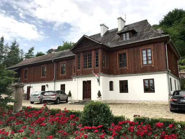 Dworek Karpińskich Nocleg Pokoje Camping Sandomierz