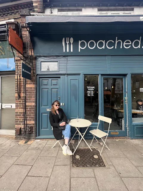 Golden Yolk | Coffee & Brunch