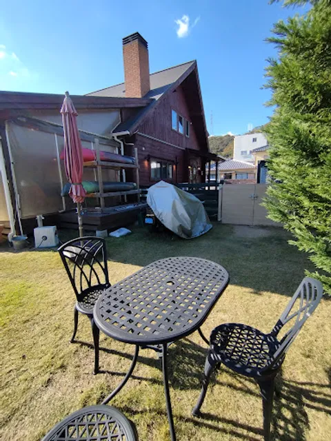 ログカフェ レオン