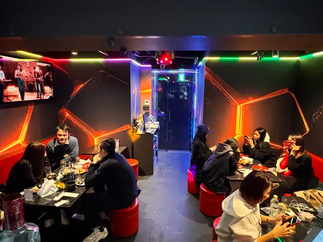 MARAKO THAI FOOD&KARAOKE(マラコ)