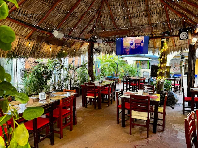 La Luna Restaurant & Bar de comida Mexicana