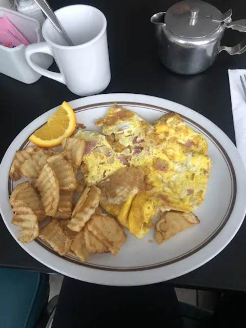 Le Grand Boulevard (Grand boulevard Earlton)