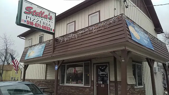 Stella's Pizzeria