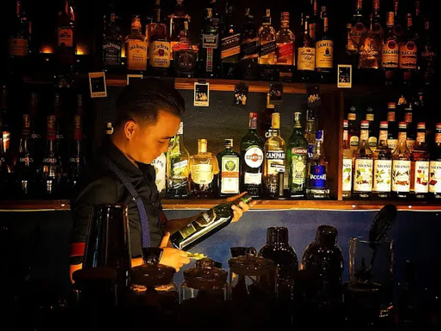 The Vault Cocktail-Bar