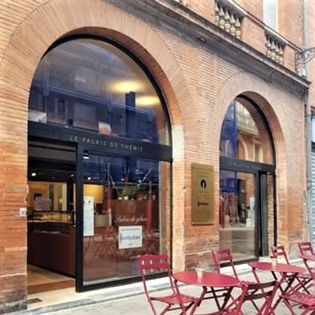 Le Palais de Thémis