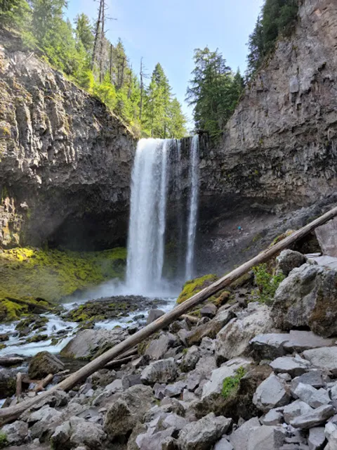 Tamanawas Falls Trailhead