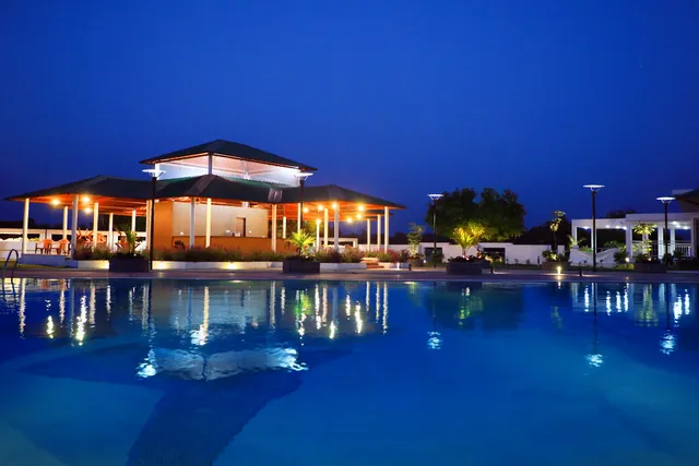 Nirant Querencia The Club