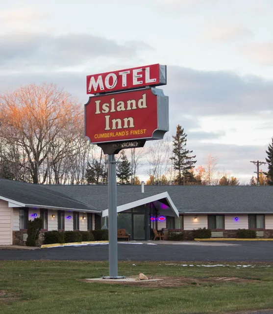 The Island Inn Motel