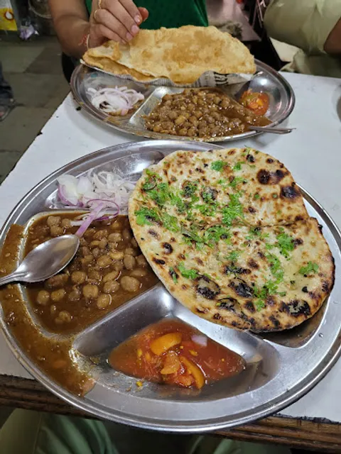 Manjeet Chole Puri Wala