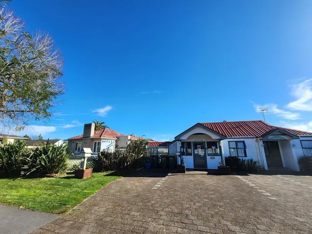 PURE Motel and Guest House hotel