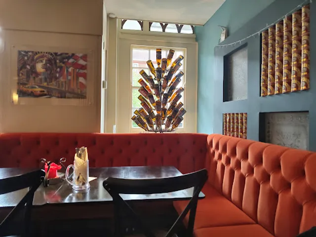 Downtown Bar & Grill