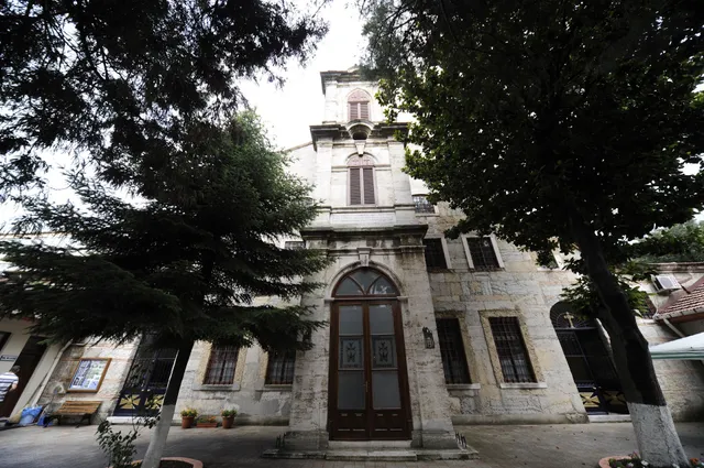 Holy Cross Armenian Church