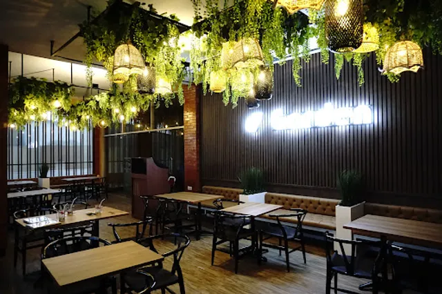 D'Garden Hall & Resto