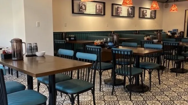 ベトナム料理ホァングン横浜中華街店 ( HOÀNG NGÂN VIETNAMESE RESTAURANT YOKOHAMA CHINATOWN )