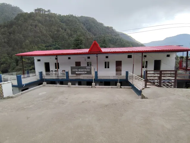 Hotel shanti kunj netala (Uttarkashi)