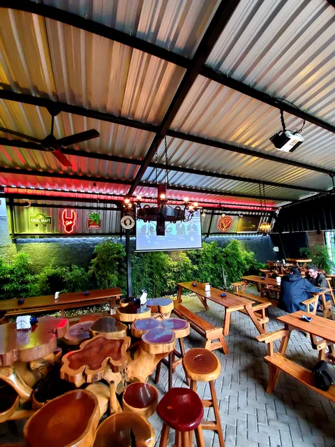 Sir Pieper Resto - Bar