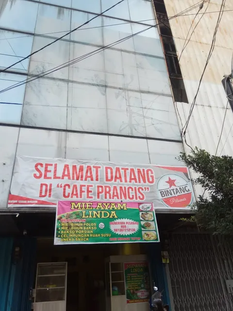 Cafe & Resto Prancis