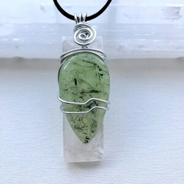 Crystal and Stone Studio