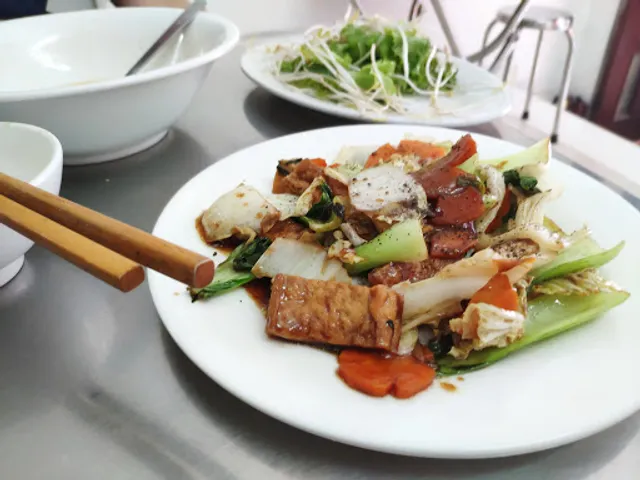 Quan Chay Dieu Hoa - Vegan restaurant in Danang