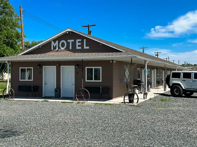 Shady Rest Motel