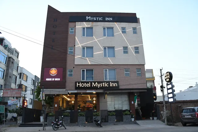Hotel Mystic inn