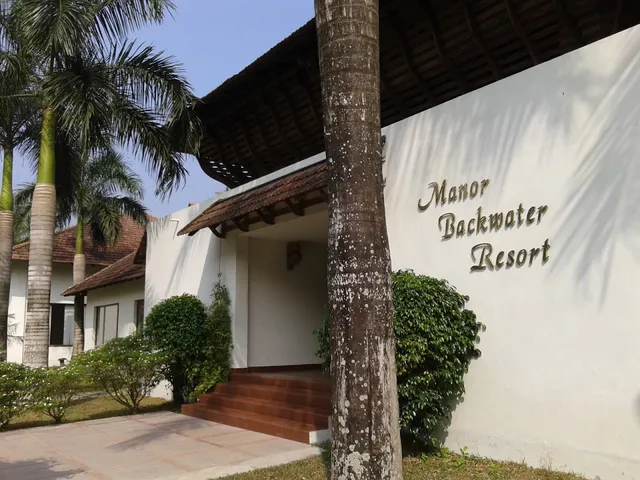 Manor Backwater Resort