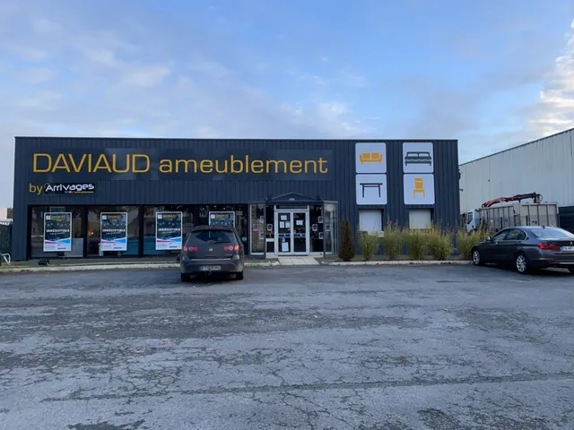 DAVIAUD AMEUBLEMENT - Magasin de Meubles, Salons, Literies, Relaxations - Les Herbiers