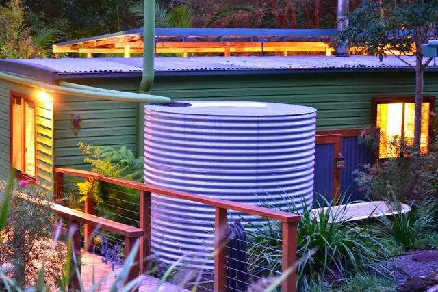 Waterfall Hideout-Rainforest Cabin for Couples