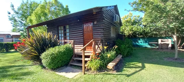 Cabañas Los Aguaribay