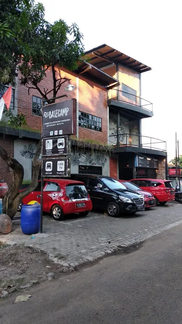 Airy Bandara Ahmad Yani Hanoman Tujuh 26 Semarang