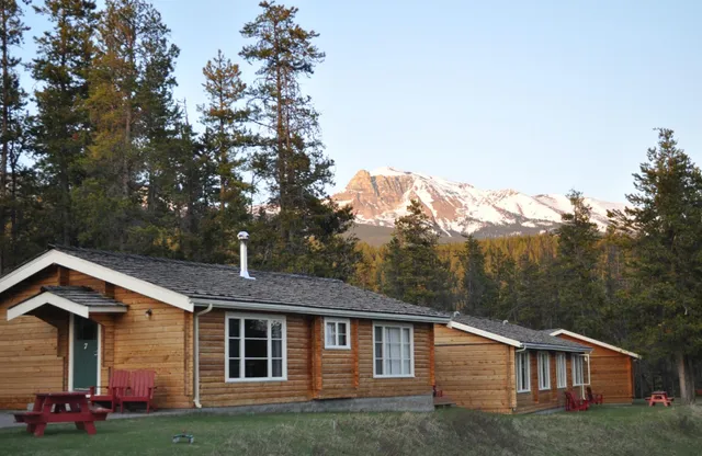 Jasper House Bungalows