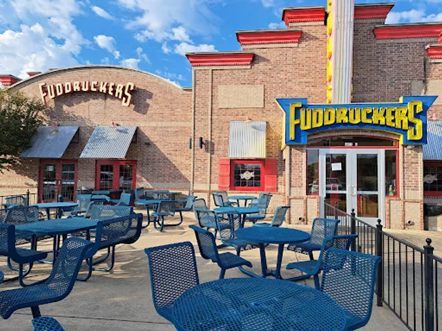 Fuddruckers