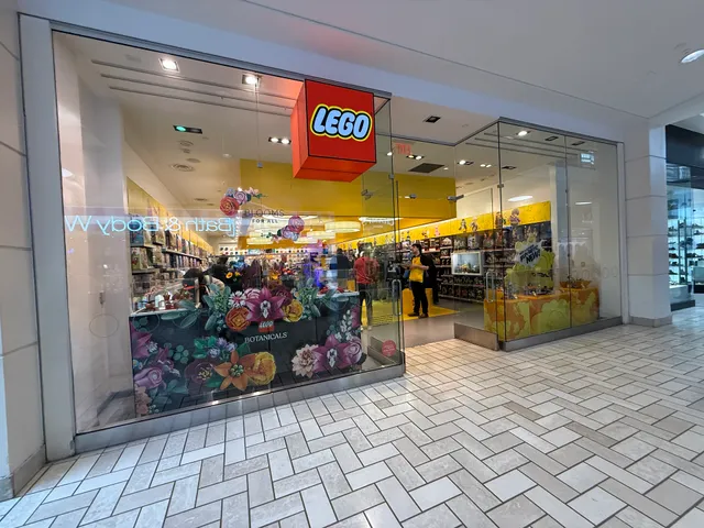 LEGO® Store