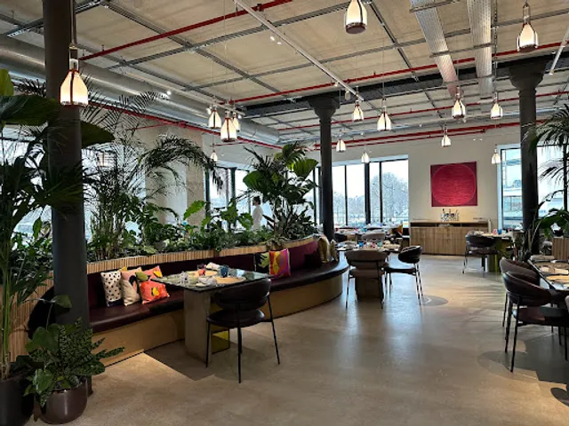 Maxime Frédéric chez Louis Vuitton