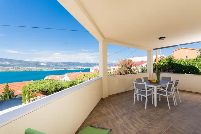 Holiday Apartments Blue Sky Mastrinka – Vacation Apartments in Croatia