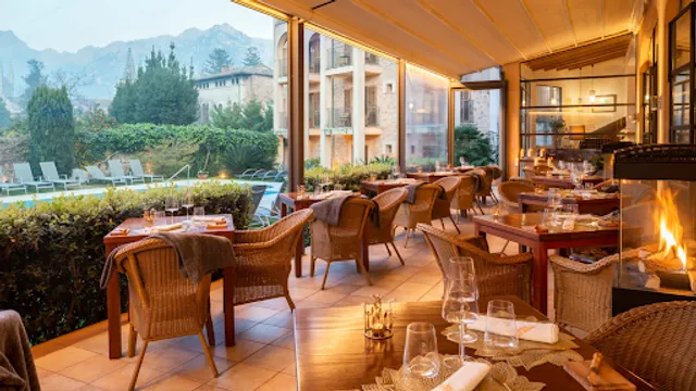 Ca’l Bisbe restaurant