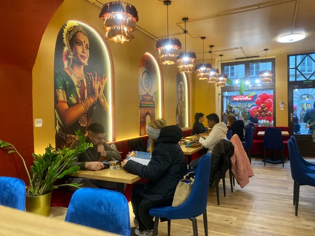 BHARAT FLAME INDIAN RESTAURANT حلال.