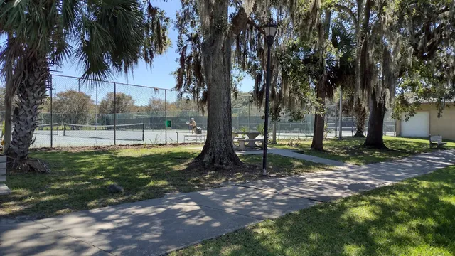 Daffin Park Tennis Courts