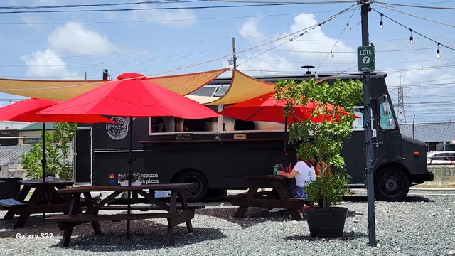 En la Kennedy Food Park