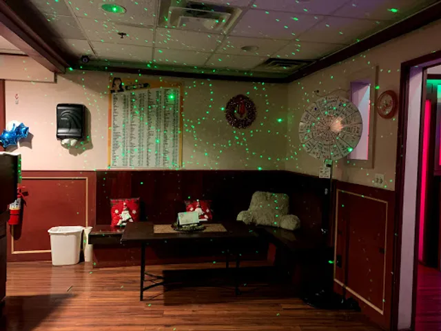 DAEBAK KARAOKE (대박 노래방)