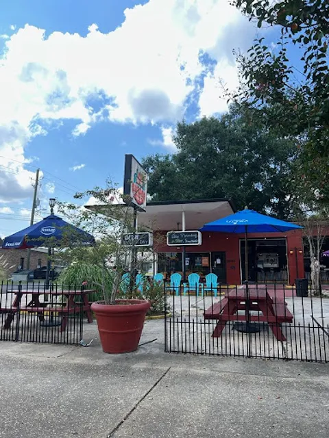 Gulf Coast Garage Patio Bar