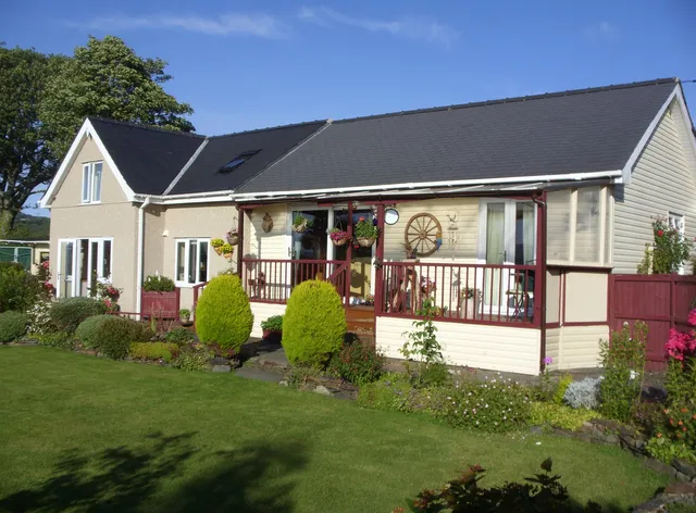 Estuary Cottage Bed & Breakfast