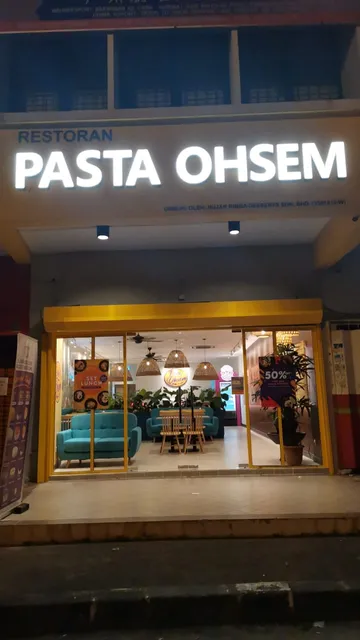 Pasta Ohsem & Purple Monkey Damansara Perdana