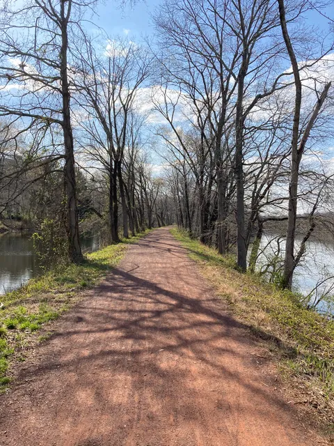 Delaware & Raritan Canal State Park Trail