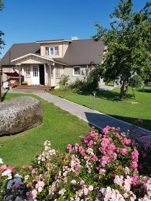 Adu-Jaani Kodumajutus