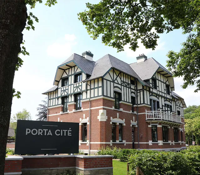 Hotel Porta Cité