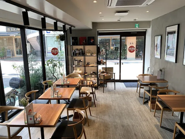 Caffè Pascucci Nishi-Azabu カフェパスクッチ西麻布店