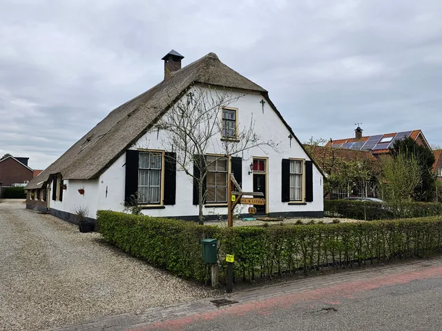 Paul and Lettie's Bed and Breakfast