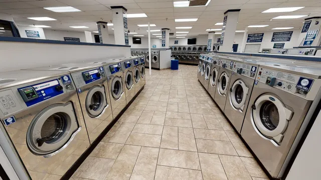 Town Center Laundromat
