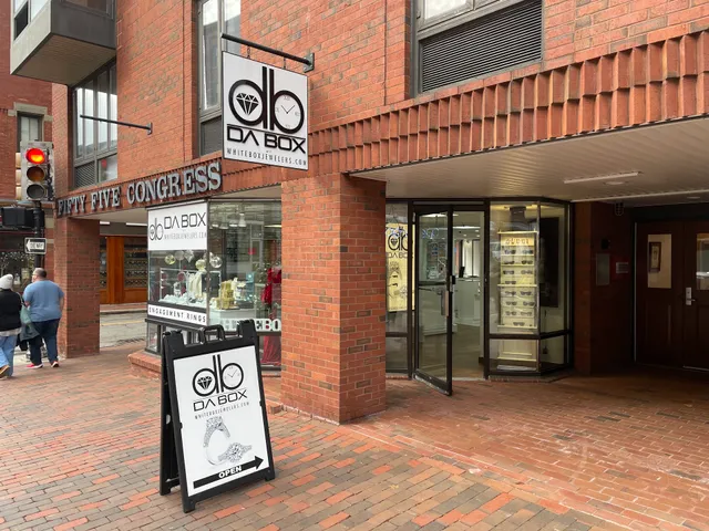 DA BOX by White Box Jewelers